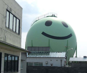Decorated-gas-tanks-in-japan-m