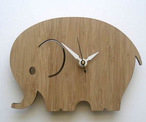 Decoylab Modern Animal Clock