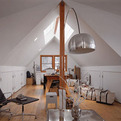 Design-of-wooden-houses-on-a-spectacular-waterfront-s