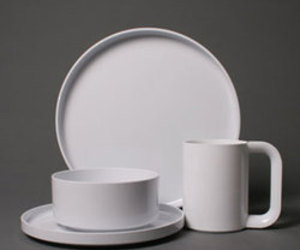 Dinnerware by Massimo Vignelli for Heller
