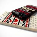 Diy-cross-stitched-iphone-5-cases-s