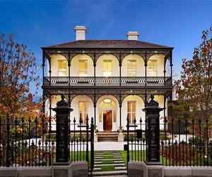 Elegant-architecture-displayed-by-renovated-victorian-house-m