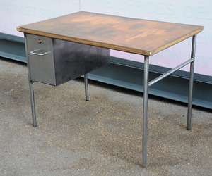 Elemental-engineers-desk-m