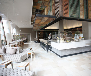 Ella-dining-room-bar-by-uxus-m