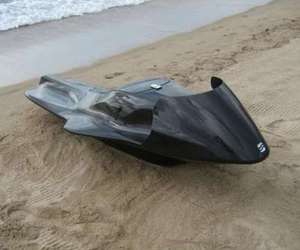 Exo-carbon-fiber-jet-ski-m