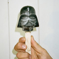 Fabulous-flavored-ice-cream-pops-in-7-famous-forms-s