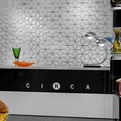 Facet-space-divider-by-3form-s
