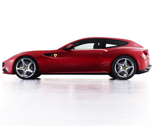 Ferrari-ff-hatchback-m
