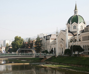 Festina-lente-bridge-in-sarajevo-2-m