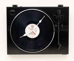 Fischer Turntable Clock