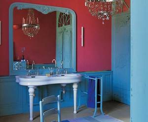 Flamboyant Bathroom