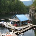 Float-cabin-living-463-s