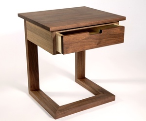 Float-end-table-m
