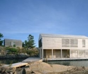 Floating-boathouse-and-sleeping-cottage-1234-m