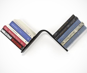 Floating-bookshelf-m