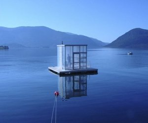 Floating-sauna-by-rintala-eggertsson-architects-m