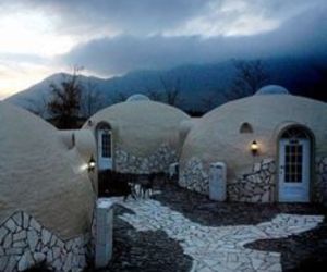 Foam-domes-854-m