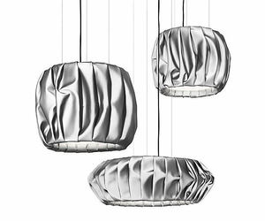 Folded-fabric-moon-lamps-by-frg-blanche-m
