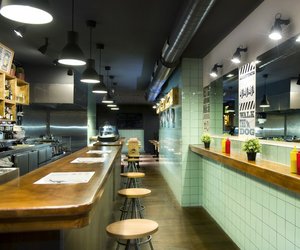 Frankfurt-station-in-barcelona-by-denys-von-arend-m