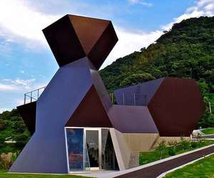  Futuristic Design : The Toyo Ito Museum of Architecture 