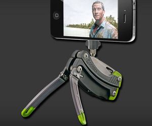 Gerber-combination-tool-acts-as-camera-stand-m