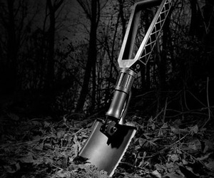Gerber-folding-shovel-2-m