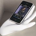 Gimmepower-hand-shaped-charger-for-your-iphoneipad-s