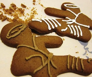 Gingerbread-ninja-cookie-cutters-m