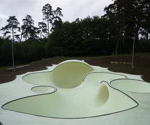 Glow-in-the-dark-skate-park-by-koo-jeong-a-m