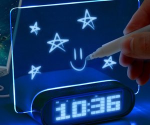 Glowing-led-memo-alarm-clock-m