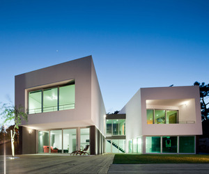 Godiva House by Empty Space Architecture