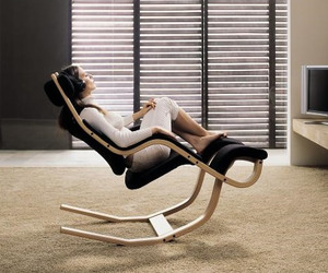 Gravity-balans-chair-m