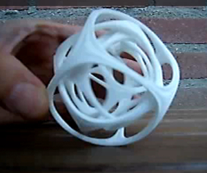 Gyroid-the-cube-3d-spinning-weirdness-m