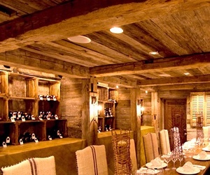 Hand-hewn-beams-m