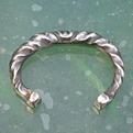 Heavy-wendelring-cuff-s