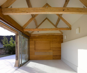 Home-farm-by-de-matos-ryan-m