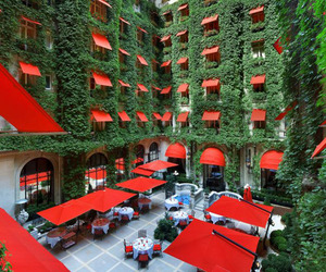 Hotel Plaza Athenee Paris