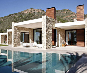 House in Monasterios by Ramon Esteve