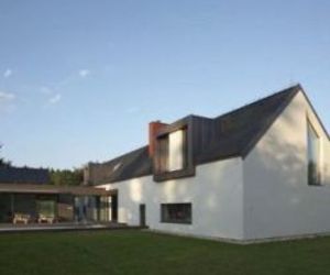 House-in-southern-bohemia-1196-m