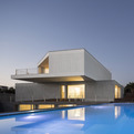House-in-travanca-by-nelson-resende-s