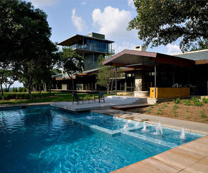 House-on-cedar-hill-by-cunningham-architects-m