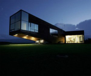 House with Windows Big and a util Garage