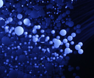 Hyundai-fluidic-sculpture-in-motion-installation-m
