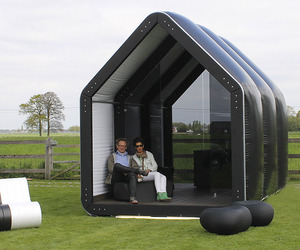 Inflatable-temporary-and-semi-permanent-structures-m