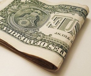 Invisible-money-clip-m