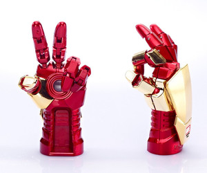 Iron-man-3-gauntlet-usb-flash-drives-m