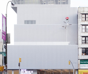 Isa-genzkens-rose-ii-on-the-new-museums-faade-m