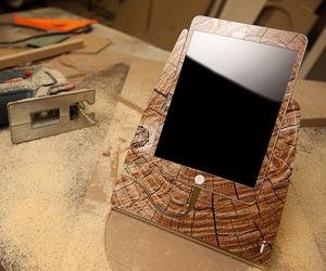 Istand-for-ipad-mini-by-design-skinz-m