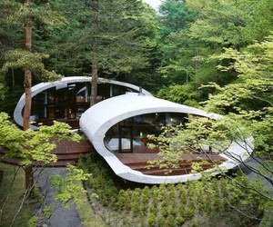 Japanese 'Shell' House by Kotaro Ide of ARTechnic