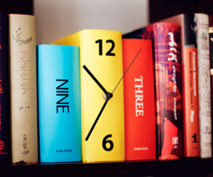 Karlsson-table-clock-book-m